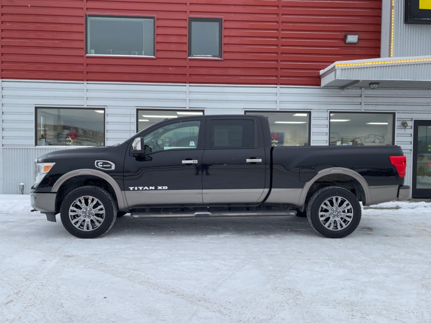 2016 Black /black leather Nissan Titan XD PLATINUM RESERVE 4WD (1N6BA1F46GN) with an 5.0L V8 DOHC 32V DIESEL engine, 6A transmission, located at 1960 Industrial Drive, Wasilla, 99654, (907) 274-2277, 61.573475, -149.400146 - Photo#1